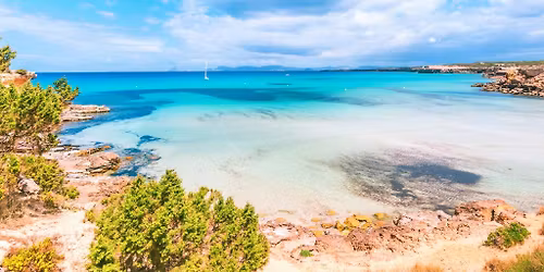 FORMENTERA YOGACONELE RETREAT | Vivi l'Isola vera!
