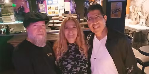 High Heaven@ Papa's Tavern