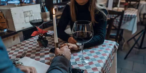 Flirt & Fizz: A Speed Dating Adventure for Singles!