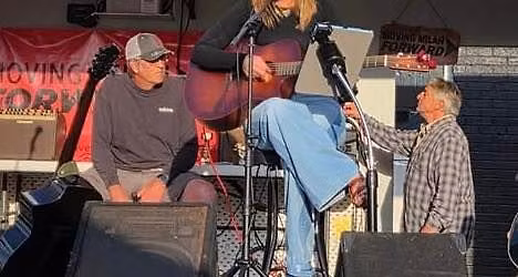 Ladies Trio, Mary Ann Kirt, Jean Wilson & Amy Timbers LIVE