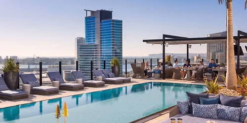 Breakfast @ the Pool Deck