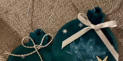 December 13th 4-6 pm Resin Mold Holiday Ornament Class with M&E