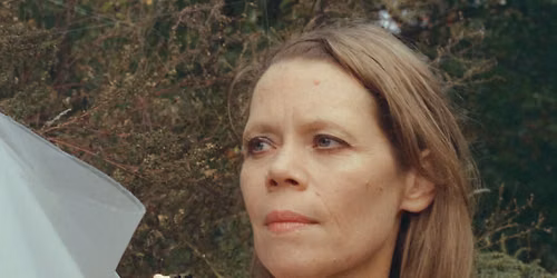 Caroline Davis, Solo