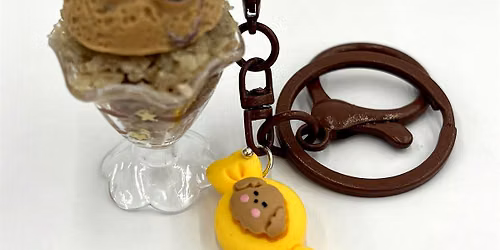 Jushi Bar: Chocolate Shave Ice Resin Keychain - Mapunapuna