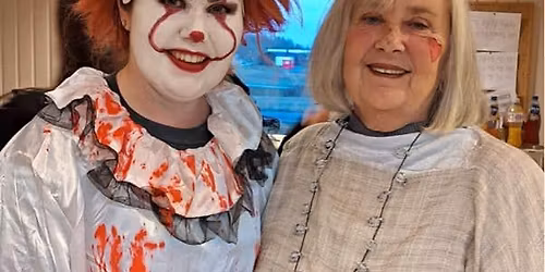 Halloween kveld (\u00c5pent R\u00f8de Kors lokale)