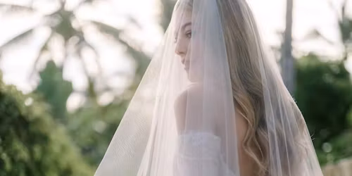 Toni Federici Trunk Show