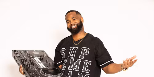 GO DJ Static Shock performs live on the Casino Stage