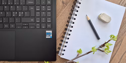 Pelko pois ja kyn\u00e4 k\u00e4teen! -kirjoituspaja