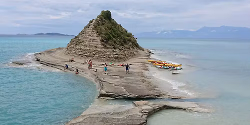 \ud83d\udef6 \u041a\u043e\u0440\u0444\u0443: \u041a\u0430\u044f\u043a \u043f\u0440\u0438\u043a\u043b\u044e\u0447\u0435\u043d\u0438\u0435 \u0438\u0437 \u0418\u0437\u0443\u043c\u0440\u0443\u0434\u0435\u043d\u0438\u044f \u043e\u0441\u0442\u0440\u043e\u0432! \ud83c\udf3f