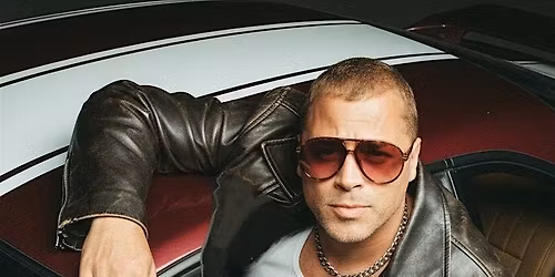 Ariel Nan playing live in Hollywood