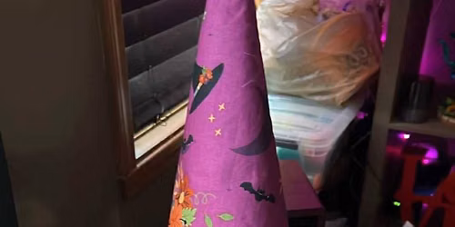 Easy Witch Hat Class