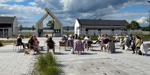 Senior Swing \u00fcl\u0151t\u00e1nc bemutat\u00f3\u00f3ra a T\u00e1ncoltaT\u00f3 esem\u00e9ny\u00e9n