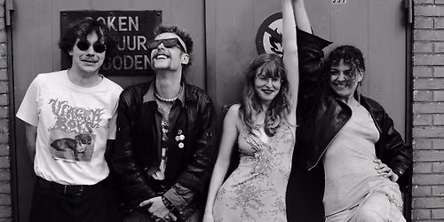 GIRLPOWER ON STAGE: CLITTEBAND + PEANUT BUTTER GOLDFISH | MUSICON, DEN HAAG