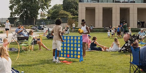 Picnic & Play by the Lake