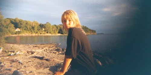 Lily Seabird w\/ Eliza Niemi