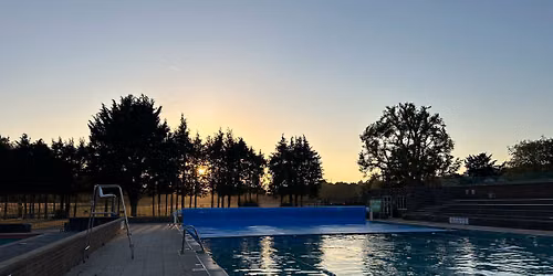 Tuesday 6.30pm - BEGINNERS 5 WEEK FRONT CRAWL COURSE