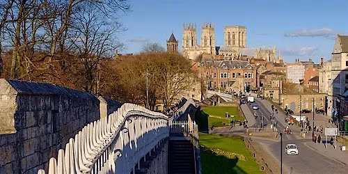 Photography Treasure Hunt in York City Centre