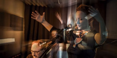 Tiny koncert - Milli Janatkov\u00e1 + Jaroslav Ko\u0159\u00e1n Duo