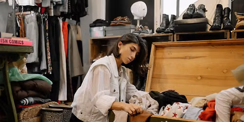 De-Cluttering:  From Chaos to Calm