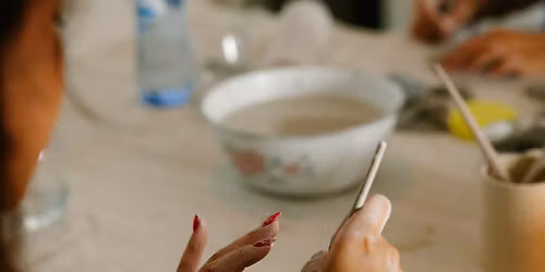 Workshop de Cer\u00e2mica, Caf\u00e9 & Bolachas