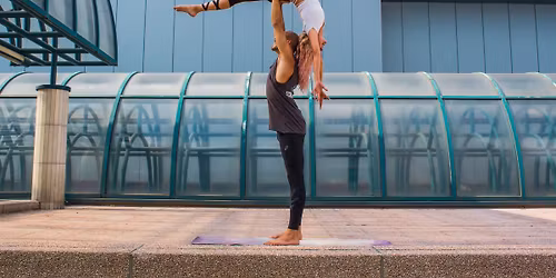 Krak\u00f3w Intensive Weekend with NS Acrobalance - Standing Acro