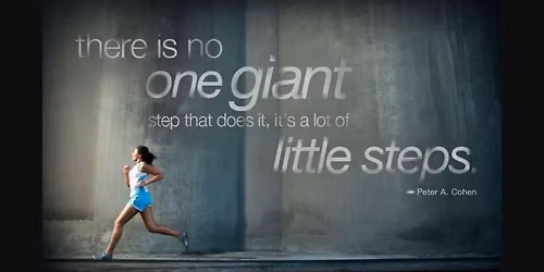 MERE RUNNERS SANTA DASH