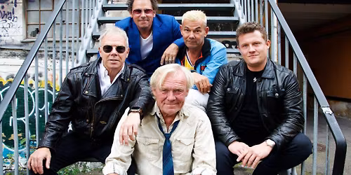 Bellami & Lune Carlsen - Forkl\u00e6dt som voksen \/\/ Horsens