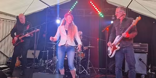 The Dereks at Robartes Inn