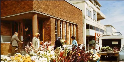 Gathering Pearls - A Heritage Walking Tour through Sea Point and the Prom