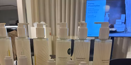 Wellnessgus m\/t\u00f8rb\u00f8rstning & plejende hudplejeprodukter fra Karmameju\u2618\ufe0f\ud83d\udd25