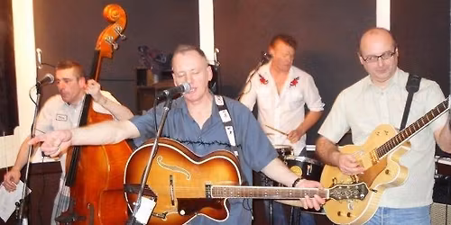 Lonesome Valley Boys Entertain Ryde Town Club