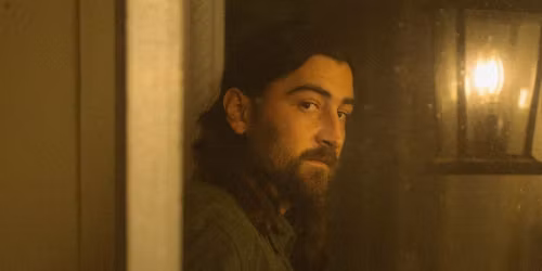 Noah Kahan with Gigi Perez