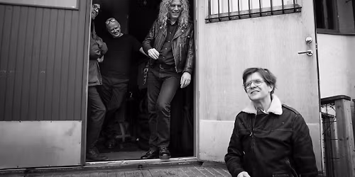 M\u00e5rten L\u00e4rka & emligheten