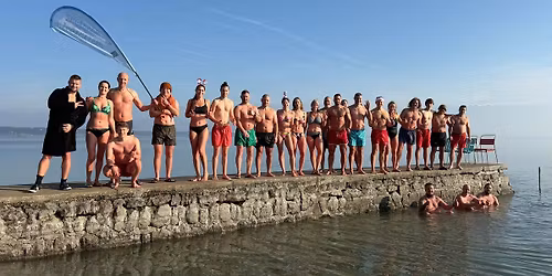 12\/27  Hidegf\u00fcrd\u0151z\u00e9s a Balatoni Jegesmedv\u00e9kkel Budatava strandon