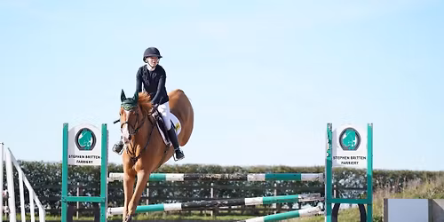 Senior British Showjumping. Cat 1