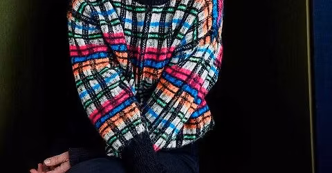 Deb\u00fctant*innneball: Jule Ronstedt 