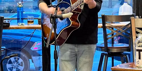 Matt Skeen Acoustic @ Magic Tree