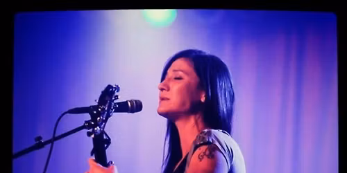 Eva Bleu at Goose\u2019s Bar and Grill