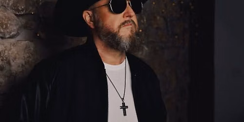 Colt Ford with the Lacs