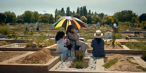 S\u00e9ance-d\u00e9bat - Ceux qui veillent de Karima Sa\u00efdi