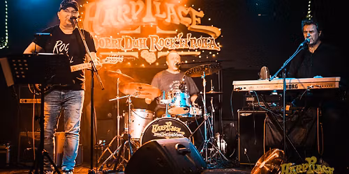 Yellow Submarine @ Hard Place