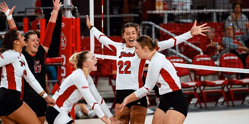 South Dakota Volleyball vs NDSU