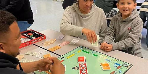 Family Game Night! THE ULTIMATE FAMILY SHOWDOWN