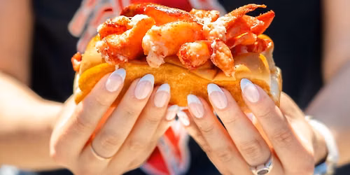 \ud83e\udd9e\ud83c\udf0a Cousins Maine Lobster at Marina Del Rey Beach Eats \ud83c\udfd6\ufe0f