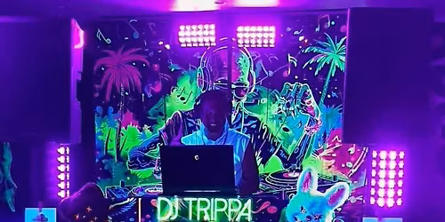 UV PARTY DJ TRIPPA THE YARD BAR