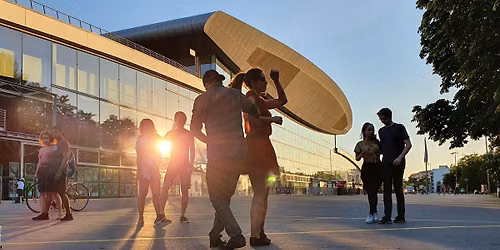 Learn how to dance (Kizomba & Urbankiz) and meet new people