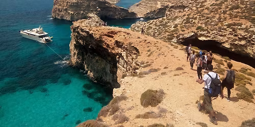 Round COMINO Trek & Swim