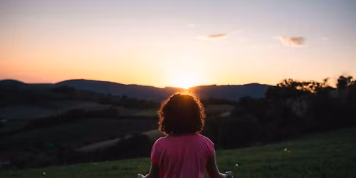 Rise: A Post-Holiday Energy Cleanse and Heart Expansion  With Brielle Brasil