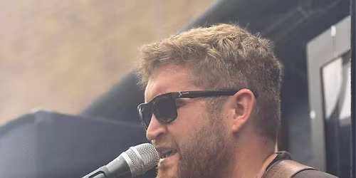 Ollie Armitage Live in the bar!