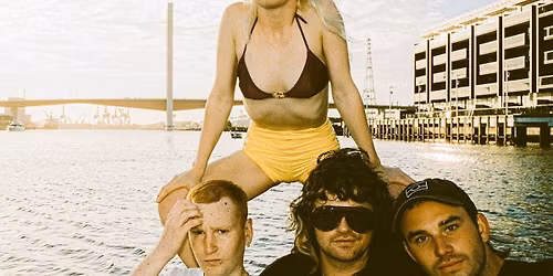 Amyl and The Sniffers at Alexandra Palace